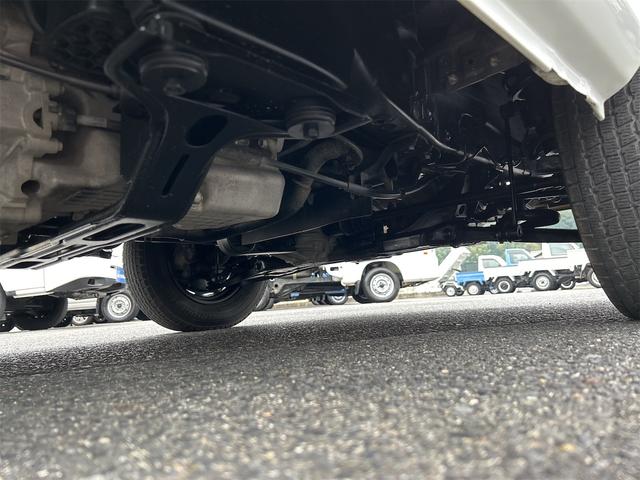 スーパーキャリイ Ｘ　４ＷＤ　軽トラック　ＭＴ　ナビ　キーレスエントリー　エアコン　パワーステアリング　パワーウィンドウ　運転席エアバッグ　助手席エアバッグ（44枚目）