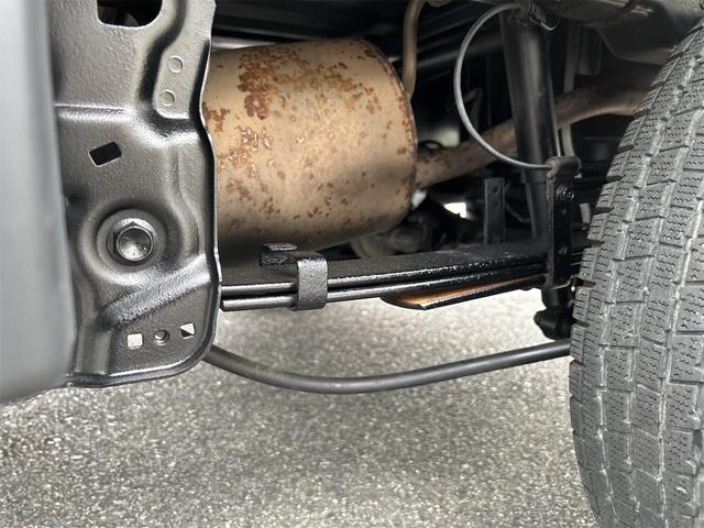 スーパーキャリイ Ｘ　４ＷＤ　軽トラック　ＭＴ　ナビ　キーレスエントリー　エアコン　パワーステアリング　パワーウィンドウ　運転席エアバッグ　助手席エアバッグ（51枚目）