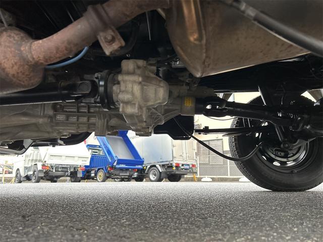 スーパーキャリイ Ｘ　４ＷＤ　軽トラック　ＭＴ　ナビ　キーレスエントリー　エアコン　パワーステアリング　パワーウィンドウ　運転席エアバッグ　助手席エアバッグ（53枚目）