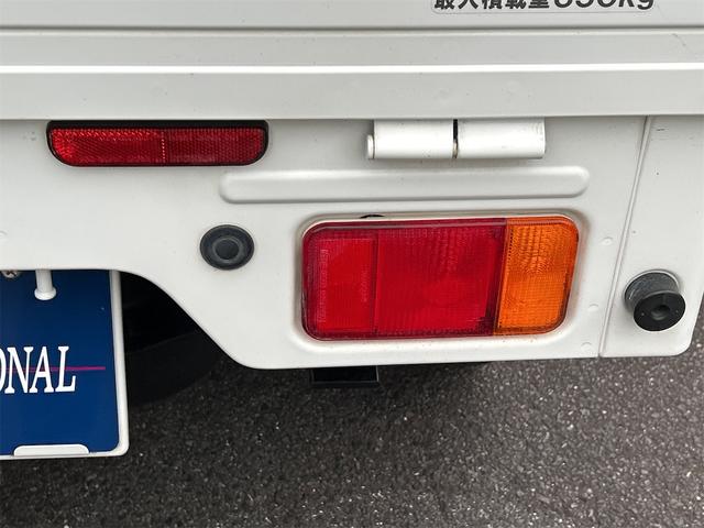 スーパーキャリイ Ｘ　４ＷＤ　軽トラック　ＭＴ　ナビ　キーレスエントリー　エアコン　パワーステアリング　パワーウィンドウ　運転席エアバッグ　助手席エアバッグ（62枚目）
