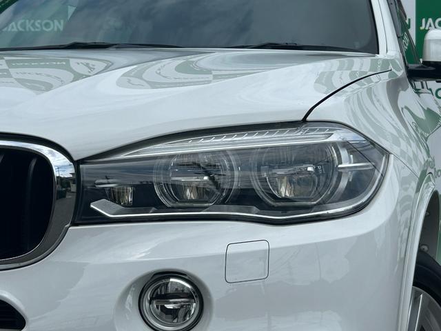 Ｘ５ ｘＤｒｉｖｅ　３５ｄ　Ｍスポーツ　パノラマルーフ　ブルートゥースオーディオ　電動リアゲートバックカメラ　ＴＶ　純正ナビ　パワーシート　パドルシフト（13枚目）