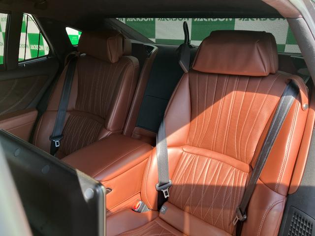 ＬＳ ＬＳ５００ｈ　エグゼクティブ　マークレビンソン　茶革　３眼ヘッドライト　リアエンターテインメントシステム　パノラミックビューモニター　Ｂｌｕｅｔｏｏｔｈ　ＴＶ　ＨＵＤ　後席モニター　前席シートＨ　シートクーラー　電動リアゲート（52枚目）