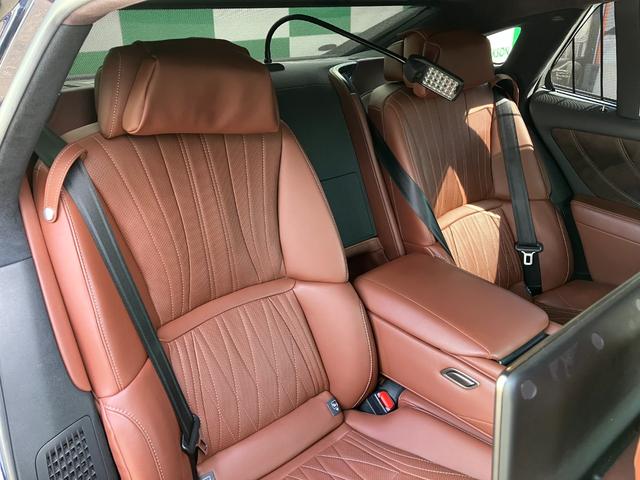 ＬＳ ＬＳ５００ｈ　エグゼクティブ　マークレビンソン　茶革　３眼ヘッドライト　リアエンターテインメントシステム　パノラミックビューモニター　Ｂｌｕｅｔｏｏｔｈ　ＴＶ　ＨＵＤ　後席モニター　前席シートＨ　シートクーラー　電動リアゲート（72枚目）