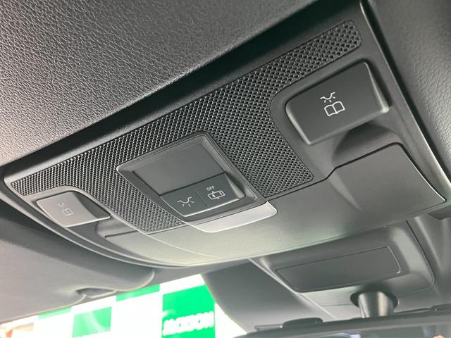 Ｃクラス Ｃ１８０カブリオレスポーツ　赤幌　電動オープン　純正ナビ　バックカメラ　Ｂｌｕｅｔｏｏｔｈ　ＬＥＤヘッドライト　純正１９ＡＷ　黒革　メモリー付きパワーシート　シートヒーター　レーンキープアシスト　ＥＴＣ　パドルシフト（42枚目）