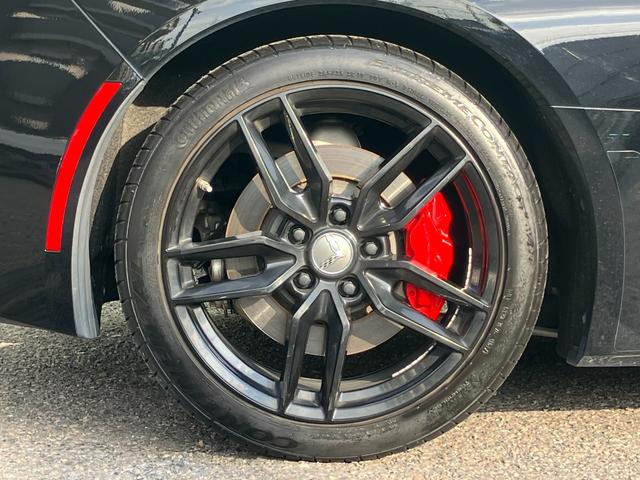 シボレーコルベット ベースグレード ディーラー車 BOSEサウンド ヘッドアップディスプレイ バックカメラ Bluetooth シートヒーター ベンチレーション パドルシフト(8枚目)