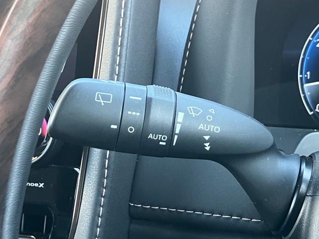 アルファード Ｚ　左右独立ムーンルーフ　ユニバーサルステップ　Ａｐｐｌｅｃａｒｐｌａｙ　フリップダウンモニター　電動リアゲート　３６０度カメラ　ベンチレーション　シートヒーター　デジタルインナーミラー　純正ＡＷ（57枚目）