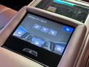 ＬＳ５００ｈ　エグゼクティブ　マークレビンソン　茶革　３眼ヘッドライト　リアエンターテインメントシステム　パノラミックビューモニター　Ｂｌｕｅｔｏｏｔｈ　ＴＶ　ＨＵＤ　後席モニター　前席シートＨ　シートクーラー　電動リアゲート（45枚目）