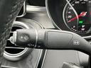 Ｃ１８０カブリオレスポーツ　赤幌　電動オープン　純正ナビ　バックカメラ　Ｂｌｕｅｔｏｏｔｈ　ＬＥＤヘッドライト　純正１９ＡＷ　黒革　メモリー付きパワーシート　シートヒーター　レーンキープアシスト　ＥＴＣ　パドルシフト（56枚目）