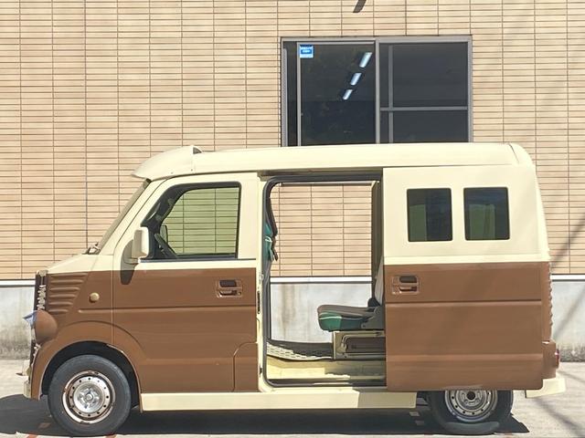 エブリイ ＰＡ　ハイルーフ　フレンチバス仕様　オートマ車　軽自動車　フレンチバス仕様　アイブロー付　内外装カスタム　レトロバス　両側スライドドア　革調シートカバー　メモリーナビ　地デジＴＶ　Ｂｌｕｅｔｏｏｔｈ音楽　ＥＴＣ　移動販売車　キャルカスタム　軽自動車　オートマ（30枚目）