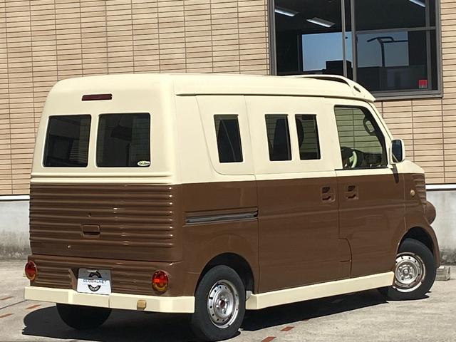 エブリイ ＰＡ　ハイルーフ　フレンチバス仕様　オートマ車　軽自動車　フレンチバス仕様　アイブロー付　内外装カスタム　レトロバス　両側スライドドア　革調シートカバー　メモリーナビ　地デジＴＶ　Ｂｌｕｅｔｏｏｔｈ音楽　ＥＴＣ　移動販売車　キャルカスタム　軽自動車　オートマ（42枚目）