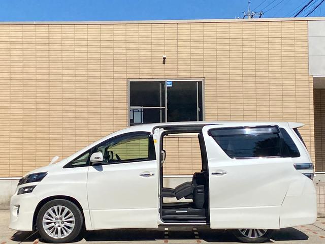 ヴェルファイア 3.5ZGエディション 後期型 黒本革シート アルパインナビ アルパイン後席モニター バックカメラ 地デジTV CD/DVD 走行中視聴OK Bluetooth音楽 ETC シートヒーター 両側パワスラ パワーバックドア クリアランスソナー クルーズコントロール(5枚目)