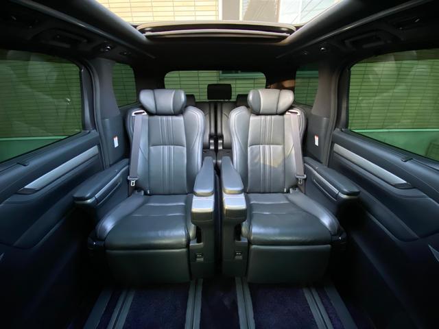 ヴェルファイア ３．５エグゼクティブラウンジＺ　サンルーフ　黒革　モデリスタ　フルエアロ／２０インチＡＷ／２本出マフラー　３眼ＬＥＤヘッド　メーカーナビ　リアエンターテイメント　ＪＢＬサウンド　パノラミックビューモニター　ＴＶ　ＣＤ／ＤＶＤ　ＢＴ音楽　ＥＴＣ　人気の安全装備（25枚目）