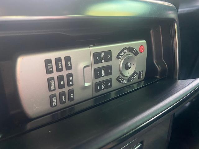 ヴェルファイア ３．５エグゼクティブラウンジＺ　サンルーフ　黒革　モデリスタ　フルエアロ／２０インチＡＷ／２本出マフラー　３眼ＬＥＤヘッド　メーカーナビ　リアエンターテイメント　ＪＢＬサウンド　パノラミックビューモニター　ＴＶ　ＣＤ／ＤＶＤ　ＢＴ音楽　ＥＴＣ　人気の安全装備（30枚目）