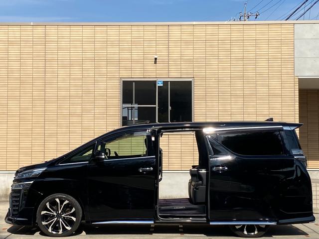 ヴェルファイア ３．５エグゼクティブラウンジＺ　サンルーフ　黒革　モデリスタ　フルエアロ／２０インチＡＷ／２本出マフラー　３眼ＬＥＤヘッド　メーカーナビ　リアエンターテイメント　ＪＢＬサウンド　パノラミックビューモニター　ＴＶ　ＣＤ／ＤＶＤ　ＢＴ音楽　ＥＴＣ　人気の安全装備（37枚目）