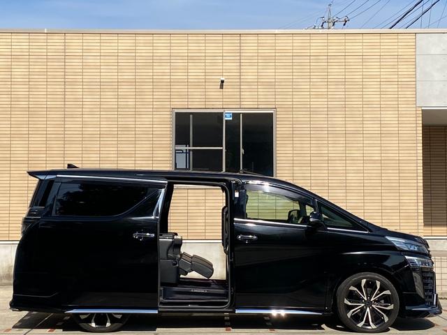 ヴェルファイア ３．５エグゼクティブラウンジＺ　サンルーフ　黒革　モデリスタ　フルエアロ／２０インチＡＷ／２本出マフラー　３眼ＬＥＤヘッド　メーカーナビ　リアエンターテイメント　ＪＢＬサウンド　パノラミックビューモニター　ＴＶ　ＣＤ／ＤＶＤ　ＢＴ音楽　ＥＴＣ　人気の安全装備（38枚目）