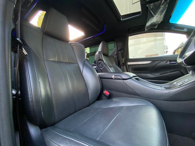 ヴェルファイア ３．５エグゼクティブラウンジＺ　サンルーフ　黒革　モデリスタ　フルエアロ／２０インチＡＷ／２本出マフラー　３眼ＬＥＤヘッド　メーカーナビ　リアエンターテイメント　ＪＢＬサウンド　パノラミックビューモニター　ＴＶ　ＣＤ／ＤＶＤ　ＢＴ音楽　ＥＴＣ　人気の安全装備（43枚目）