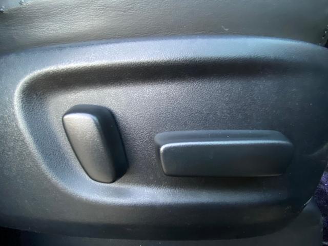 ヴェルファイア ３．５エグゼクティブラウンジＺ　サンルーフ　黒革　モデリスタ　フルエアロ／２０インチＡＷ／２本出マフラー　３眼ＬＥＤヘッド　メーカーナビ　リアエンターテイメント　ＪＢＬサウンド　パノラミックビューモニター　ＴＶ　ＣＤ／ＤＶＤ　ＢＴ音楽　ＥＴＣ　人気の安全装備（58枚目）