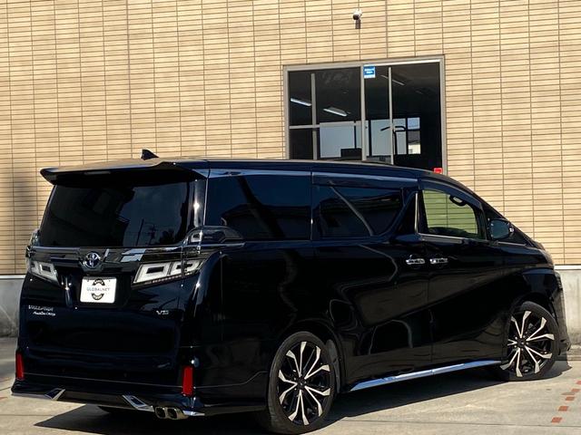 ヴェルファイア ３．５エグゼクティブラウンジＺ　サンルーフ　黒革　モデリスタ　フルエアロ／２０インチＡＷ／２本出マフラー　３眼ＬＥＤヘッド　メーカーナビ　リアエンターテイメント　ＪＢＬサウンド　パノラミックビューモニター　ＴＶ　ＣＤ／ＤＶＤ　ＢＴ音楽　ＥＴＣ　人気の安全装備（75枚目）