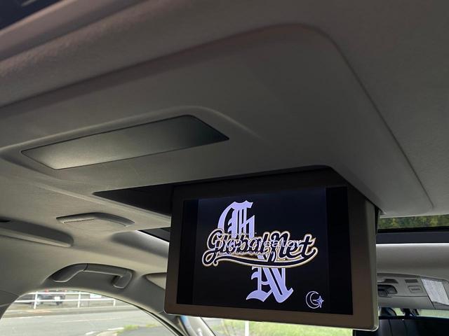 ヴェルファイア ３．５ＺＧエディション後期　サンルーフ　エグゼクティブシート　アドミレイションエアロ　マーベリック２０インチＡＷ　マフラー　ＴＥＩＮ車高調　メーカーナビ　リアエンターテイメント　バックカメラ　ＴＶ　ＣＤ／ＤＶＤ　ＢＴ音楽　ＥＴＣ　両側パワスラ　パワーバックドア（12枚目）