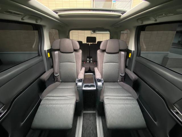 ヴェルファイア ３．５ＺＧエディション後期　サンルーフ　エグゼクティブシート　アドミレイションエアロ　マーベリック２０インチＡＷ　マフラー　ＴＥＩＮ車高調　メーカーナビ　リアエンターテイメント　バックカメラ　ＴＶ　ＣＤ／ＤＶＤ　ＢＴ音楽　ＥＴＣ　両側パワスラ　パワーバックドア（21枚目）