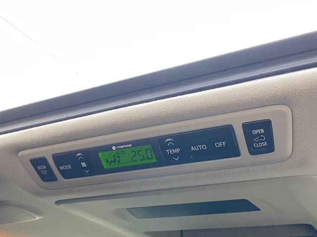 ヴェルファイア ３．５ＺＧエディション後期　サンルーフ　エグゼクティブシート　アドミレイションエアロ　マーベリック２０インチＡＷ　マフラー　ＴＥＩＮ車高調　メーカーナビ　リアエンターテイメント　バックカメラ　ＴＶ　ＣＤ／ＤＶＤ　ＢＴ音楽　ＥＴＣ　両側パワスラ　パワーバックドア（25枚目）