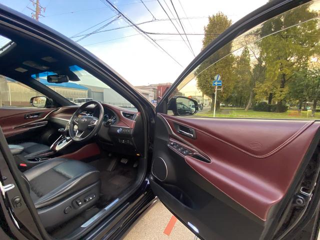 ハリアーハイブリッド プレミアムアドバンスドパッケージ サンルーフ M’Zスピード フルエアロ/4本出マフラー 21インチAW ヴァレンティテール メーカーナビ パノラミックビューモニター TV CD/DVD 走行中OK BT音楽 ETC JBLサウンド パワーバックドア 4WD(45枚目)