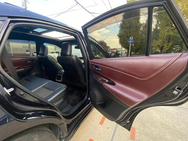 ハリアーハイブリッド プレミアムアドバンスドパッケージ サンルーフ M’Zスピード フルエアロ/4本出マフラー 21インチAW ヴァレンティテール メーカーナビ パノラミックビューモニター TV CD/DVD 走行中OK BT音楽 ETC JBLサウンド パワーバックドア 4WD(46枚目)