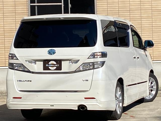 ヴェルファイア ３．５ＺＧエディション　黒革調シート　アドミレイションエアロ　純正１８ＡＷ　マフラーカッター　エグゼクティブシート　トヨタ純正ナビ／後席モニター　バックカメラ　ＴＶ　ＣＤ／ＤＶＤ　ＥＴＣ　両側パワスラ　パワーバックドア　クリアランスソナー　クルーズコントロール（7枚目）