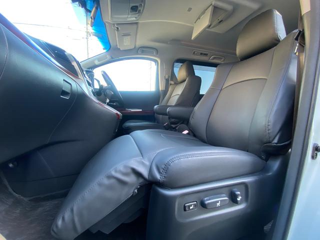 ヴェルファイア ３．５ＺＧエディション　黒革調シート　アドミレイションエアロ　純正１８ＡＷ　マフラーカッター　エグゼクティブシート　トヨタ純正ナビ／後席モニター　バックカメラ　ＴＶ　ＣＤ／ＤＶＤ　ＥＴＣ　両側パワスラ　パワーバックドア　クリアランスソナー　クルーズコントロール（15枚目）