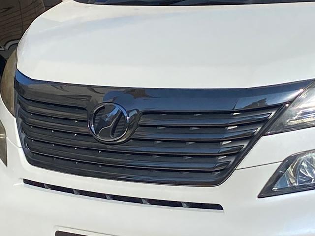 ヴェルファイア ３．５ＺＧエディション　黒革調シート　アドミレイションエアロ　純正１８ＡＷ　マフラーカッター　エグゼクティブシート　トヨタ純正ナビ／後席モニター　バックカメラ　ＴＶ　ＣＤ／ＤＶＤ　ＥＴＣ　両側パワスラ　パワーバックドア　クリアランスソナー　クルーズコントロール（29枚目）