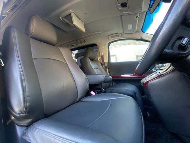 ヴェルファイア ３．５ＺＧエディション　黒革調シート　アドミレイションエアロ　純正１８ＡＷ　マフラーカッター　エグゼクティブシート　トヨタ純正ナビ／後席モニター　バックカメラ　ＴＶ　ＣＤ／ＤＶＤ　ＥＴＣ　両側パワスラ　パワーバックドア　クリアランスソナー　クルーズコントロール（39枚目）