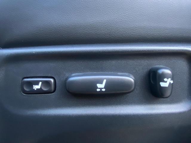 ヴェルファイア ３．５ＺＧエディション　黒革調シート　アドミレイションエアロ　純正１８ＡＷ　マフラーカッター　エグゼクティブシート　トヨタ純正ナビ／後席モニター　バックカメラ　ＴＶ　ＣＤ／ＤＶＤ　ＥＴＣ　両側パワスラ　パワーバックドア　クリアランスソナー　クルーズコントロール（46枚目）