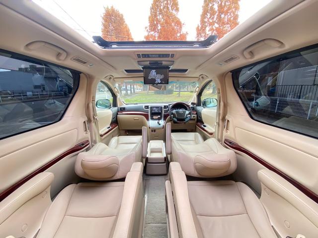 アルファード ３５０ＧＬパッケージ　サンルーフ　本革シート　３．８万キロ　マルチフォルケッタ１８ＡＷ　ＲＳＲローダウンサス　純正ナビ　後席モニター　バックカメラ　ＴＶ　ＣＤ／ＤＶＤ　ＢＴ音楽　ＥＴＣ　両側パワスラ　パワーバックドア　クルーズコントロール　クリアランスソナー（3枚目）