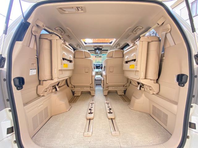 アルファード ３５０ＧＬパッケージ　サンルーフ　本革シート　３．８万キロ　マルチフォルケッタ１８ＡＷ　ＲＳＲローダウンサス　純正ナビ　後席モニター　バックカメラ　ＴＶ　ＣＤ／ＤＶＤ　ＢＴ音楽　ＥＴＣ　両側パワスラ　パワーバックドア　クルーズコントロール　クリアランスソナー（18枚目）