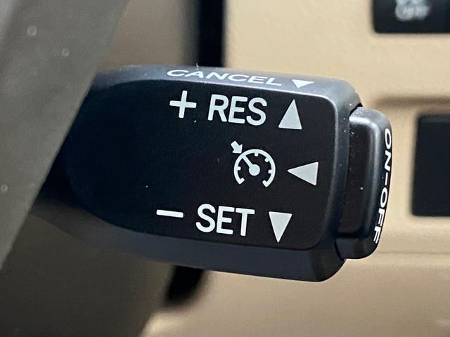 アルファード ３５０ＧＬパッケージ　後期　４ＷＤ　２．９万キロ　サンルーフ　本革シート　モデリスタ電動サイドステップ　メーカーナビ　リアエンターテイメント　パノラミックビューモニター　ＴＶ　ＣＤ／ＤＶＤ　ＢＴ音楽　ＥＴＣ　プレミアムサウンド　両側パワスラ　パワーバックドア（16枚目）