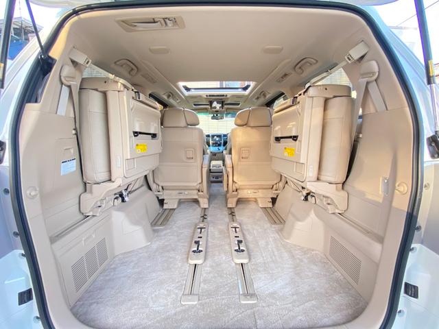 アルファード ３５０ＧＬパッケージ　後期　４ＷＤ　２．９万キロ　サンルーフ　本革シート　モデリスタ電動サイドステップ　メーカーナビ　リアエンターテイメント　パノラミックビューモニター　ＴＶ　ＣＤ／ＤＶＤ　ＢＴ音楽　ＥＴＣ　プレミアムサウンド　両側パワスラ　パワーバックドア（18枚目）