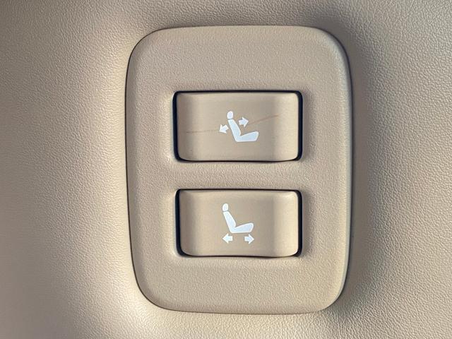 アルファード ３５０ＧＬパッケージ　後期　４ＷＤ　２．９万キロ　サンルーフ　本革シート　モデリスタ電動サイドステップ　メーカーナビ　リアエンターテイメント　パノラミックビューモニター　ＴＶ　ＣＤ／ＤＶＤ　ＢＴ音楽　ＥＴＣ　プレミアムサウンド　両側パワスラ　パワーバックドア（55枚目）