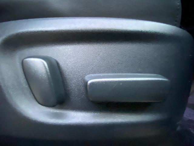 アルファード 3.5エグゼクティブラウンジ サンルーフ 黒本革 モデリスタ フルエアロ メーカーナビ リアエンターテイメント JBLサウンド パノラミックビューモニター TV CD/DVD 走行中OK BT音楽 ETC 両側パワスラ パワーバックドア トヨタセーフティーセンス(58枚目)