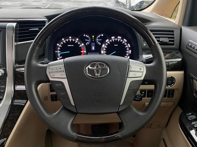 アルファード ３５０ＧＬパッケージ　後期型　４ＷＤ　サンルーフ　本革シート　モデリスタフルエアロ／グリル／１９インチＡＷ　ローダウン　メーカーナビ　リアエンターテイメント　バックカメラ　ＴＶ　ＣＤ／ＤＶＤ　ＢＴ音楽　ＥＴＣ　プレミアムサウンド　両側パワスラ　パワーバックドア（44枚目）