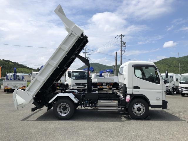 キャンター 　ローダーダンプ　スライドダンプ　新明和工業　３．５５ｔ積載　スライド用ラジコン付　３方開　道板兼用リヤゲート　ワイド幅　１１尺（6枚目）