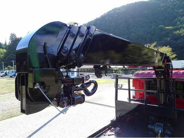 ヒノレンジャー 　増トン　４段セルフクレーン付　スライドローダー　一般型　６．４トン積載　横根太増し　標準幅　ベッド付　５．９ｍ長ボディ　油圧式リヤゲート　２６０馬力（11枚目）