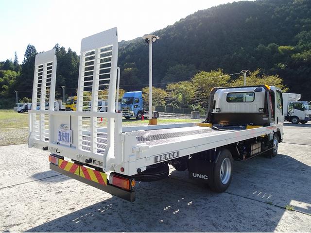 タイタントラック  積載車 セーフティローダー 車載専用車 3350kg積載 ワイド 荷台長5.7m 古河ユニック NEO5 ウインチ ラジコン付 エルフOEM AT車(4枚目)