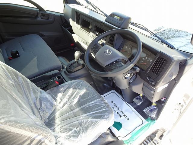 タイタントラック  積載車 セーフティローダー 車載専用車 3350kg積載 ワイド 荷台長5.7m 古河ユニック NEO5 ウインチ ラジコン付 エルフOEM AT車(8枚目)