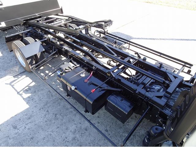 タイタントラック  積載車 セーフティローダー 車載専用車 3350kg積載 ワイド 荷台長5.7m 古河ユニック NEO5 ウインチ ラジコン付 エルフOEM AT車(31枚目)