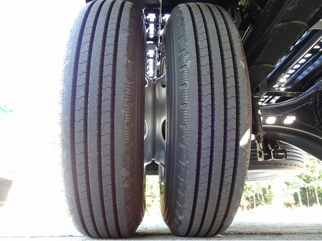 タイタントラック  積載車 セーフティローダー 車載専用車 3350kg積載 ワイド 荷台長5.7m 古河ユニック NEO5 ウインチ ラジコン付 エルフOEM AT車(75枚目)