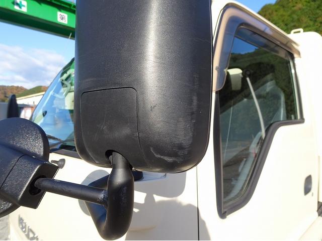 エルフトラック 　回転ダンプ式パッカー　５．１ｍ３　フジマイティー製　３．４トン積載　汚水タンク付　標準幅　１０尺規格車　アドブルー不要　１５０馬力（66枚目）