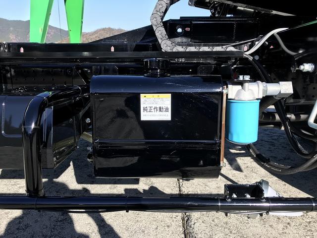 エルフトラック 　車両運搬車　スーパーセルフローダ　３トン積載　タダノ　ラジコン　ウインチ付　床上固縛装置　ワイド幅　全低床　荷台長５．７ｍ　９速ＡＭＴ　１５０馬力（26枚目）