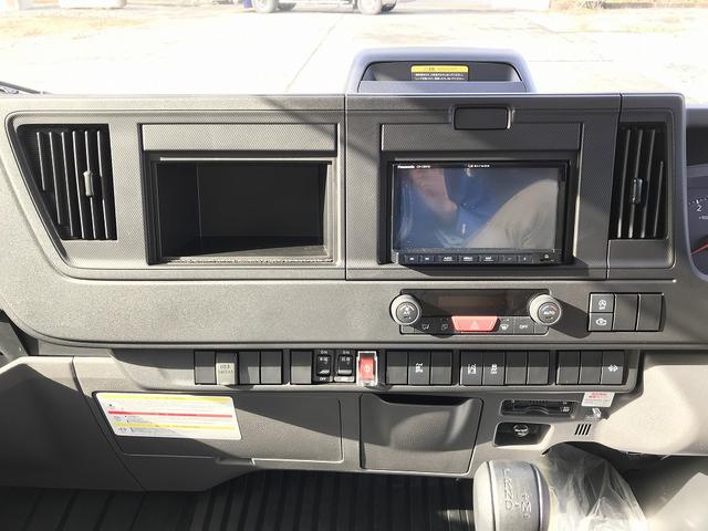 エルフトラック 　車両運搬車　スーパーセルフローダ　３トン積載　タダノ　ラジコン　ウインチ付　床上固縛装置　ワイド幅　全低床　荷台長５．７ｍ　９速ＡＭＴ　１５０馬力（59枚目）