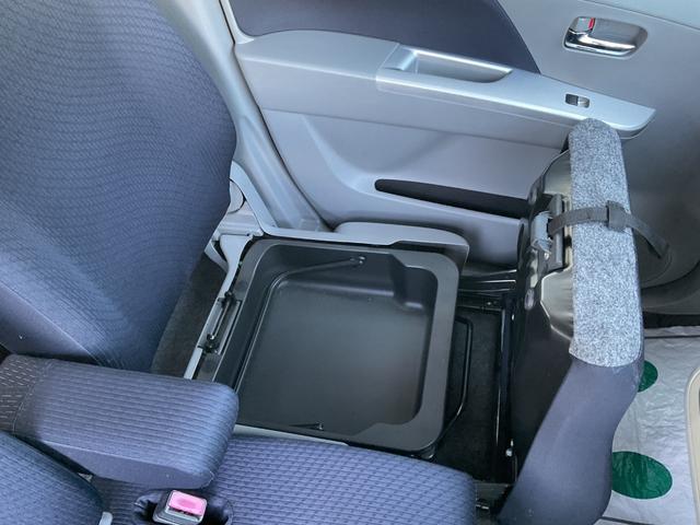 AZワゴン XSスペシャル クラリオンSDナビ・ワンセグTV・Bluetooth・純正エアロ・純正アルミホイール・プッシュスタート・ドアバイザー・ベンチシート・プライバシーガラス・セキュリティアラーム・走行中視聴可(36枚目)