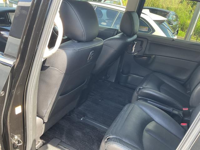 エルグランド 250ハイウェイスターアーバンクロムブラックレザー アルパイン製8インチHDDナビ・フリップダウンリアモニター・フルセグTV・DVD再生・Bluetooth・パワースライドドア・LEDビーム・革シートヒーター&パワーシート・クール&ホットBOX(32枚目)